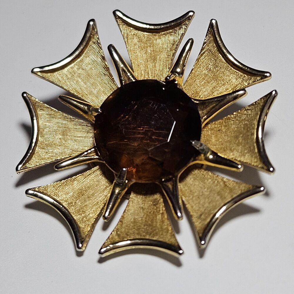 BSK Smokey Stone Textured Maltese Cross Flower Brooch Pin Gold Tone Vintage
